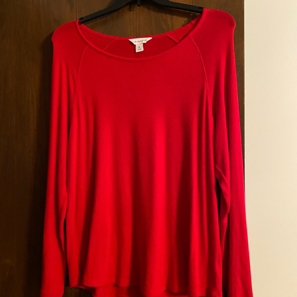 Women's Red Long Sleeve Top